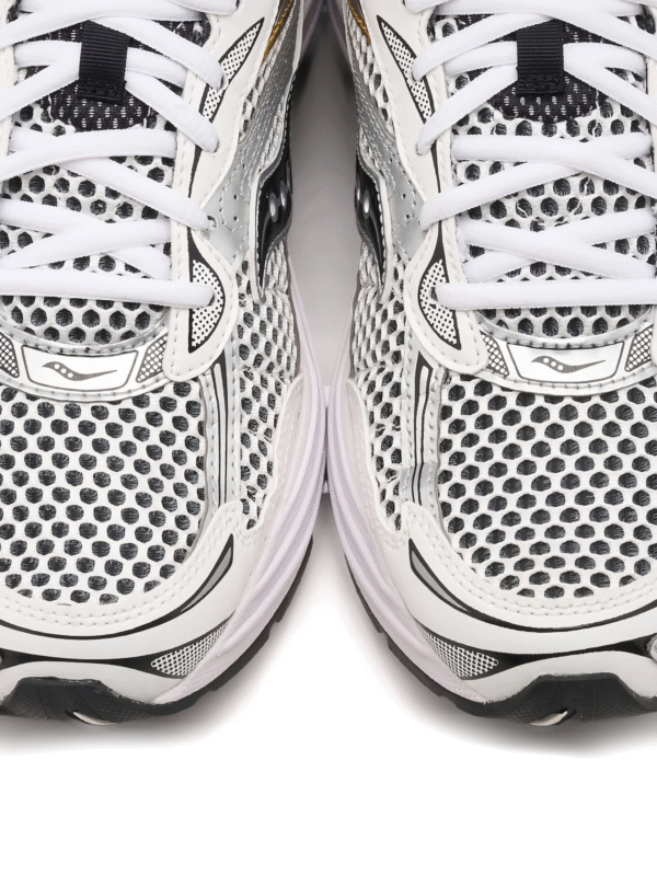 Saucony ProGrid Omni 9 – Image 7